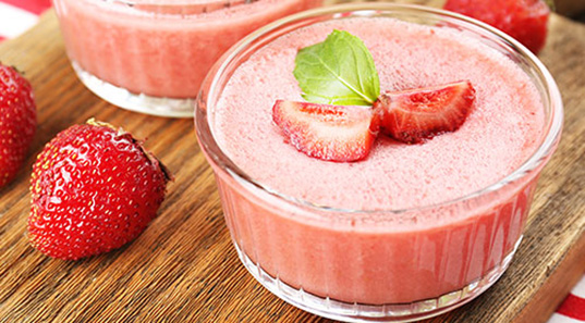 Strawberry Phirni